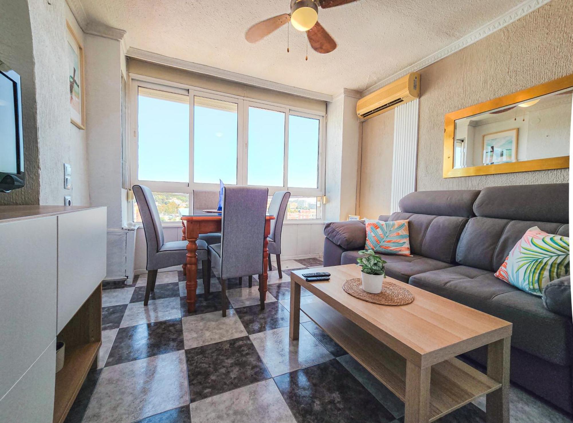 Horizon Estudio With Amazing Views Торремолинос Экстерьер фото