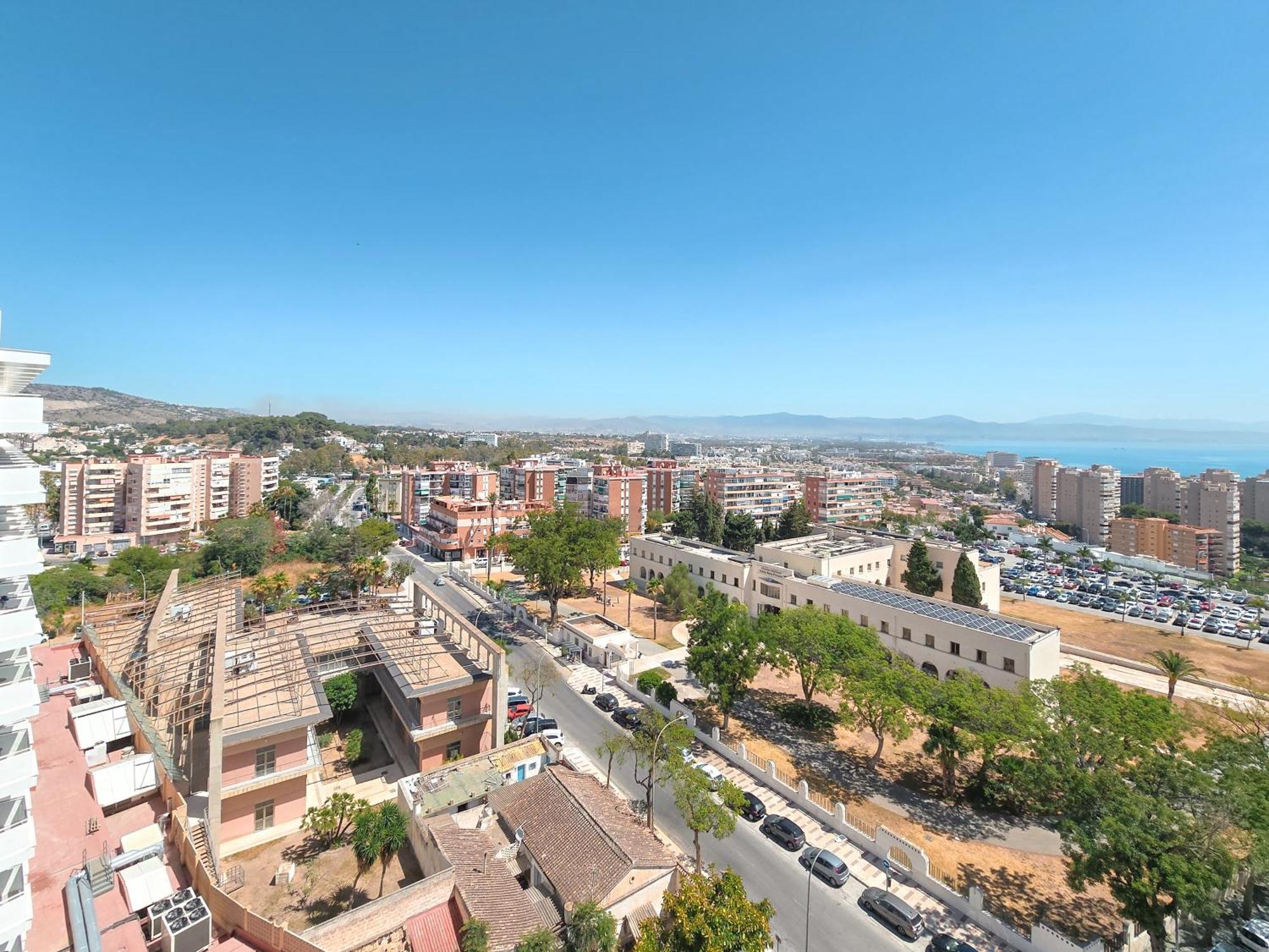Horizon Estudio With Amazing Views Торремолинос Экстерьер фото